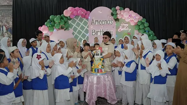 6 Momen Ulang Tahun Ameena ke-3, Undang Anak Panti Asuhan hingga Kumpul Keluarga