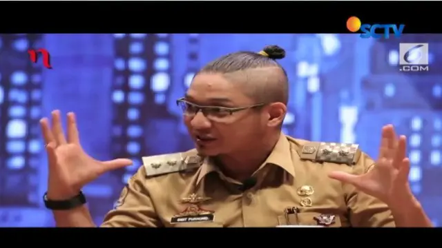 Pejabat daerah tampil dengan rambut ala anak band dinilai sebagian orang melanggar etika.