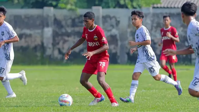 Fadly Alberto Hengga - Bhayangkara FC