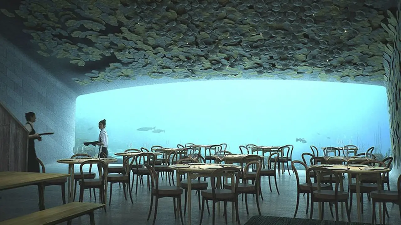 Seperti Beton Tenggelam, Ini Sebenarnya Restoran Bawah Laut