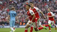 Alexis Sanchez mencetak gol penentu kemenangan Arsenal atas Manchester City pada babak semifinal Piala FA di Stadion Wembley, Minggu (23/4/2017) malam WIB. Arsenal menang 2-1. (AP Photo/Kirsty Wigglesworth)