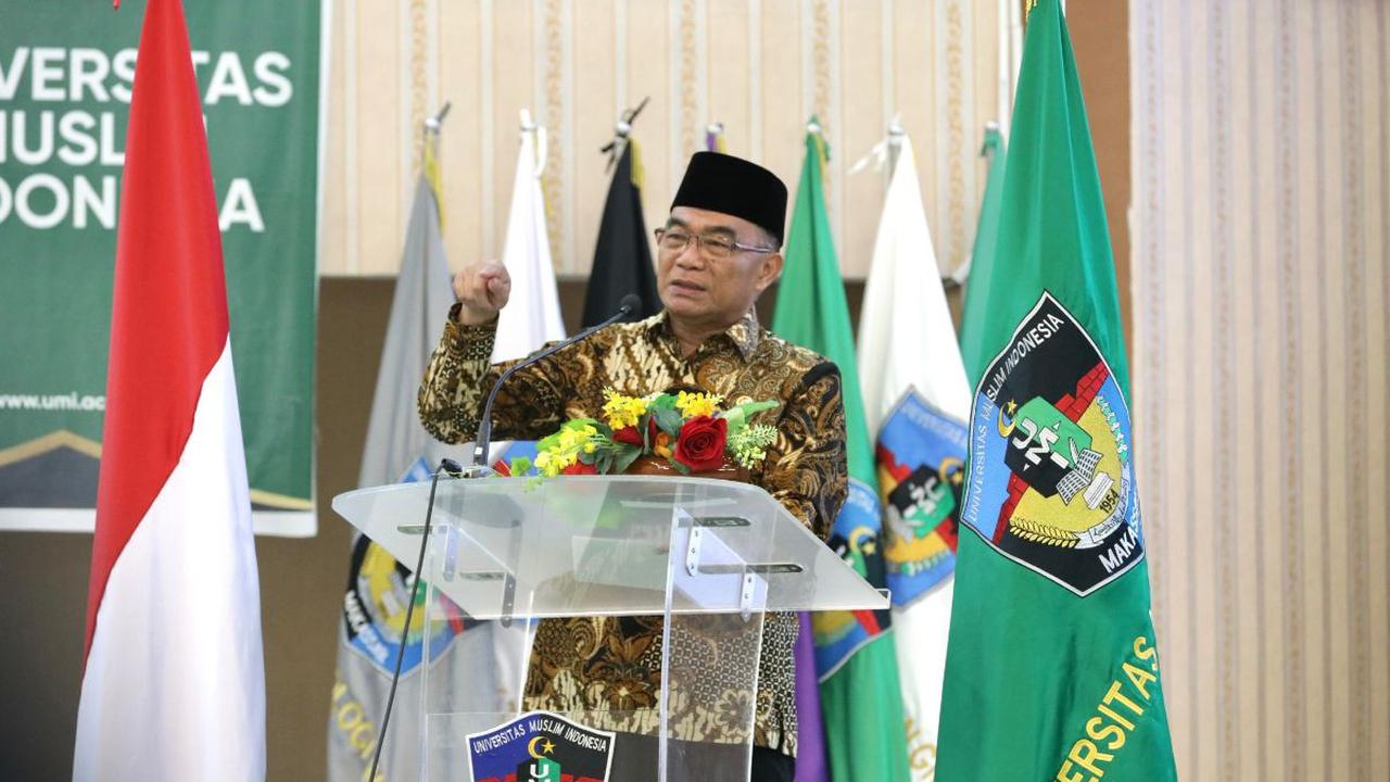 Menko PMK juga mengapresiasi, atas kelengkapan berbagai fasilitas untuk mempercepat penurunan stunting di Polewali Mandar<br>