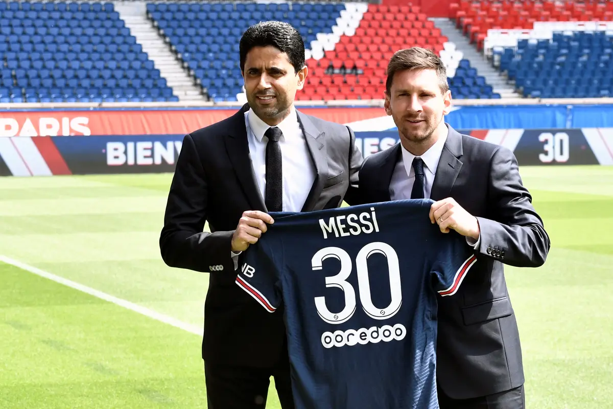 Jersey PSG Nomor 30 untuk Lionel Messi