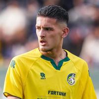 Kartu Merah Justin Hubner saat Lawan Ajax di Mata Pengamat Sepak Bola Belanda: Layak, Sudah Jadi Kebiasaan