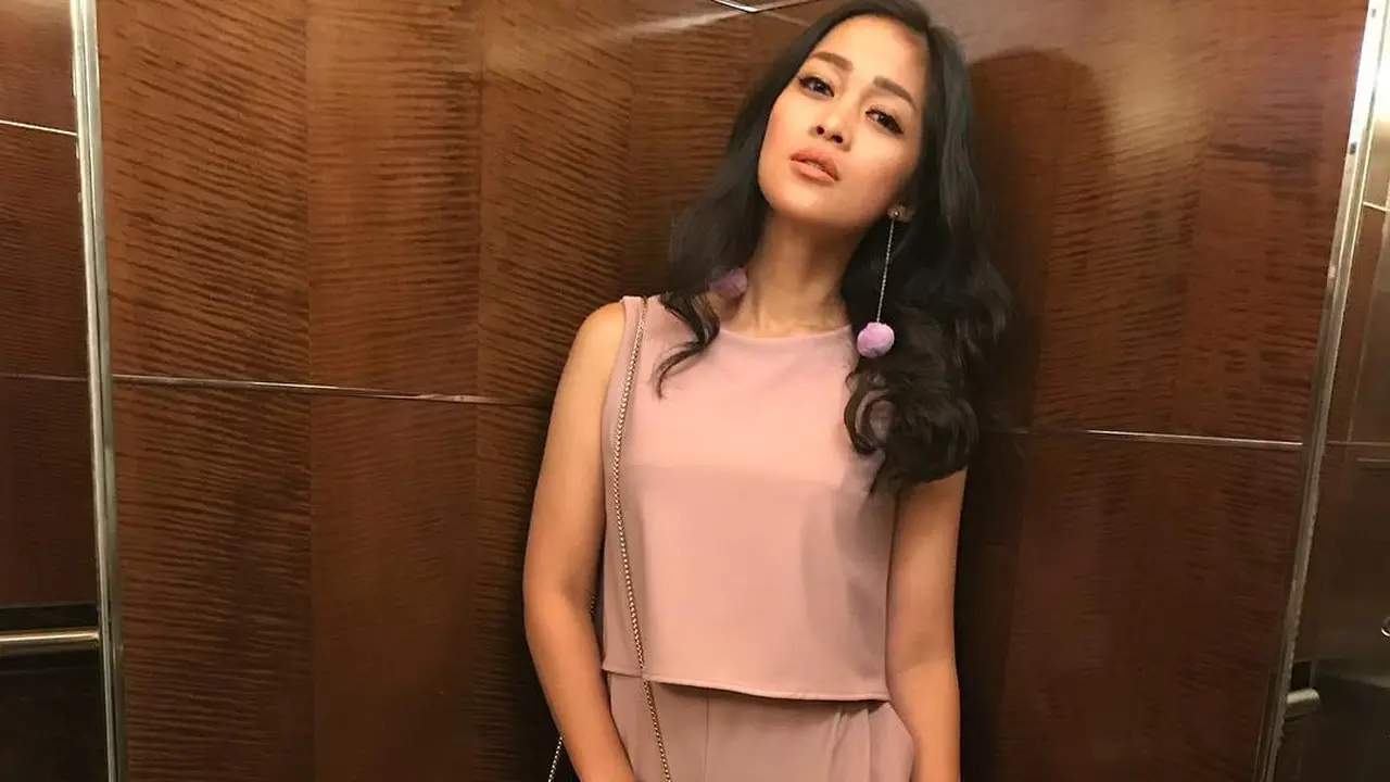 [Bintang] Gracia Indri
