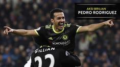 Pedro Rodriguez menampilkan aksi brilian sebelum mencetak gol ketiga Chelsea saat melawan Leicester City