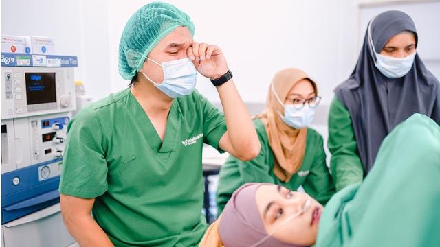 Anisa Rahma Melahirkan Anak Ketiga Perempuan Lagi, Ini 6 Potret Persalinannya