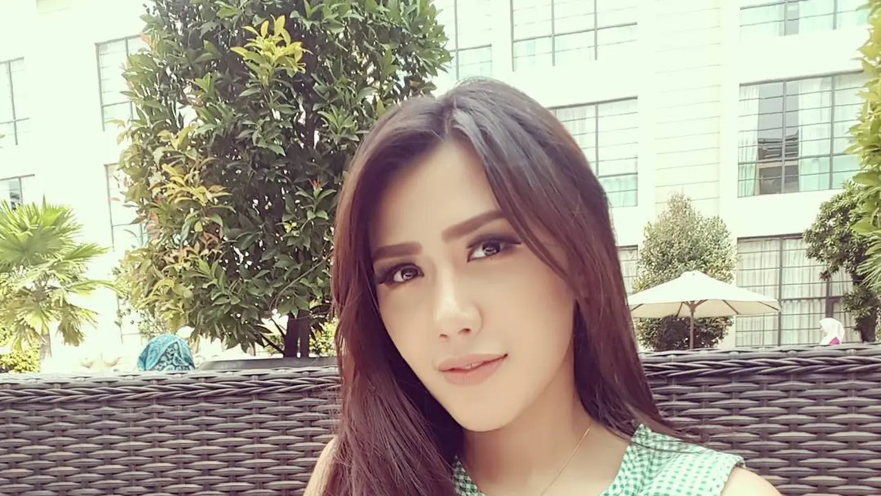 Rey Utami