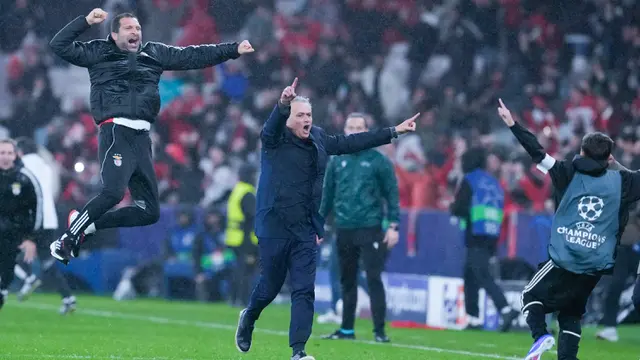 Foto: Reaksi Jose Mourinho Setelah Benfica Secara Dramatis Hancurkan Real Madrid di Liga Champions