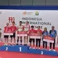 Dejan Ferdinansyah/Gloria Emanuelle Widjaja meraih gelar juara ganda campuran Indonesia International Challenge 2022. Pasangan tuan rumah ini mengalahkan wakil China Jiang Zhen Bang/Wei Ya Xin dua gim langsung 21-18 dan 22-20 dalam tempo 36 menit di Platinum Arena, Malang, Jawa Timur, Minggu (16/10). (foto: PBSI)