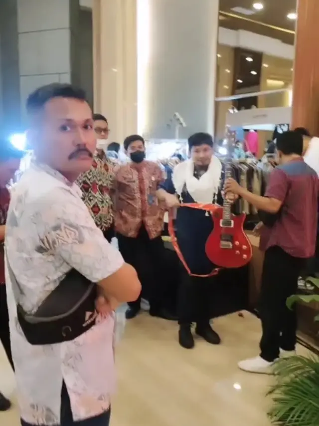 Zul Zivilia Manggung Lagi