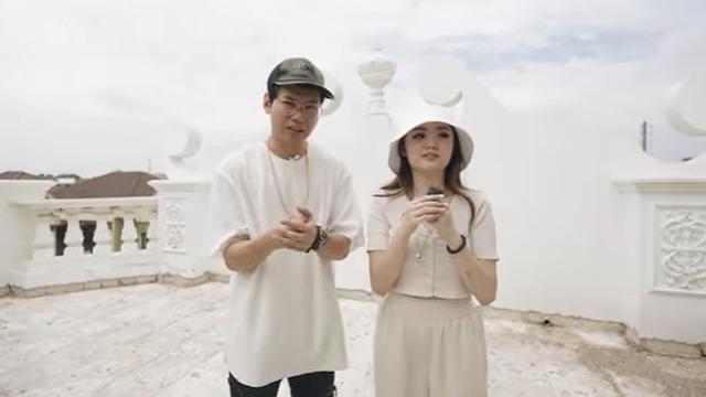 Dituding Menipu, Ini 7 Potret Rumah Baru Indra Kenz Crazy Rich Medan yang Mewah