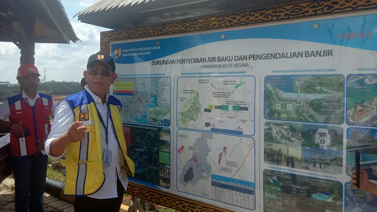 Ketua Satgas Pelaksanaan Pembangunan Infrastruktur IKN, Danis Hidayat Sumadilaga saat dijumpai di proyek Bendungan Sepaku Semoi, Kalimantan Timur, Jumat (13/1/2023).