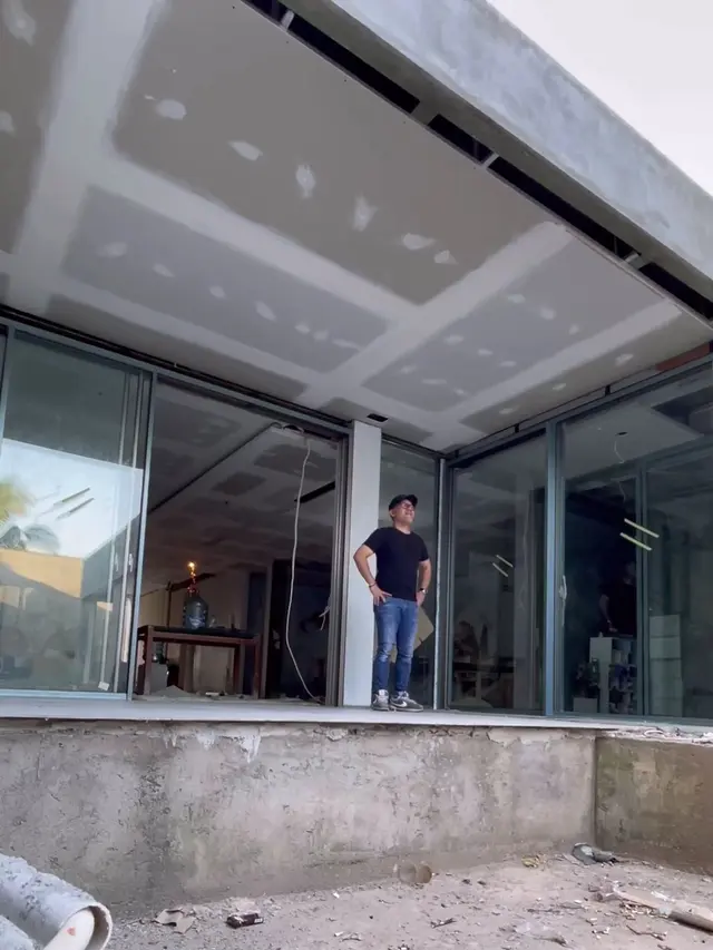 [Fimela] Potret rumah baru Mona Ratuliu - Indra Brasco