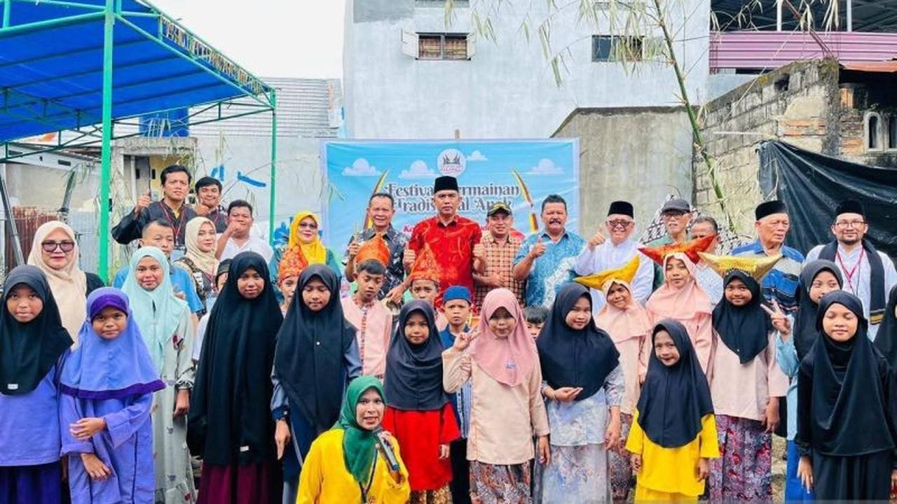 Mengukuhkan Karakter Anak Lewat Festival Permainan Tradisional di Padang