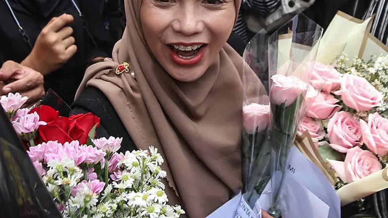 FOTO: Hadiri Acara Hari Disabilitas Internasional, Istri Capres Ganjar Pranowo, Siti Atiqoh Supriyanti Ungkap Bersedia Jadi Ibu Asuh