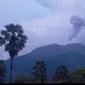 Telah terjadi erupsi G. Ili Lewotolok, Kabupaten Lembata, NTT pada tanggal 14 Desember 2020. (Liputan6.com/Dionisius Wilibardus)