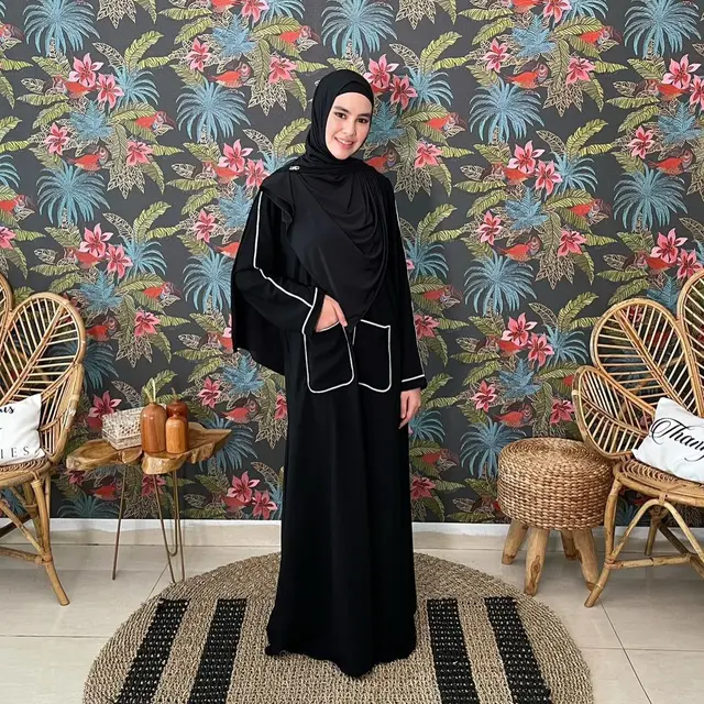 Potret 6 Bintang Sitkom Populer yang Mantap Berhijab, Bikin Pangling