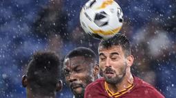 Leonardo Spinazzola. Bek asli Italia ini direkrut AS Roma dari Juventus senilai 29,5 Juta Euro pada awal musim 2019/2020. Hingga musim ini telah tampil dalam 71 laga di semua ajang kompetisi dengan mencetak 4 gol dan 11 assist. (AFP/Filippo Monteforte)