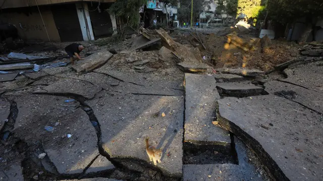 Serangan Udara Israel Hancurkan Permukiman dan Infrastruktur di Pinggir Selatan Beirut