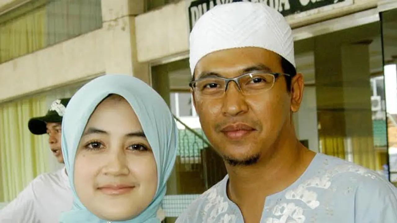 Umi Pipik dan Uje