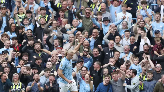 Foto: Dikejutkan Gol Kilat Brentford, Erling Haaland Ngamuk Borong 2 Gol dan Cetak Rekor