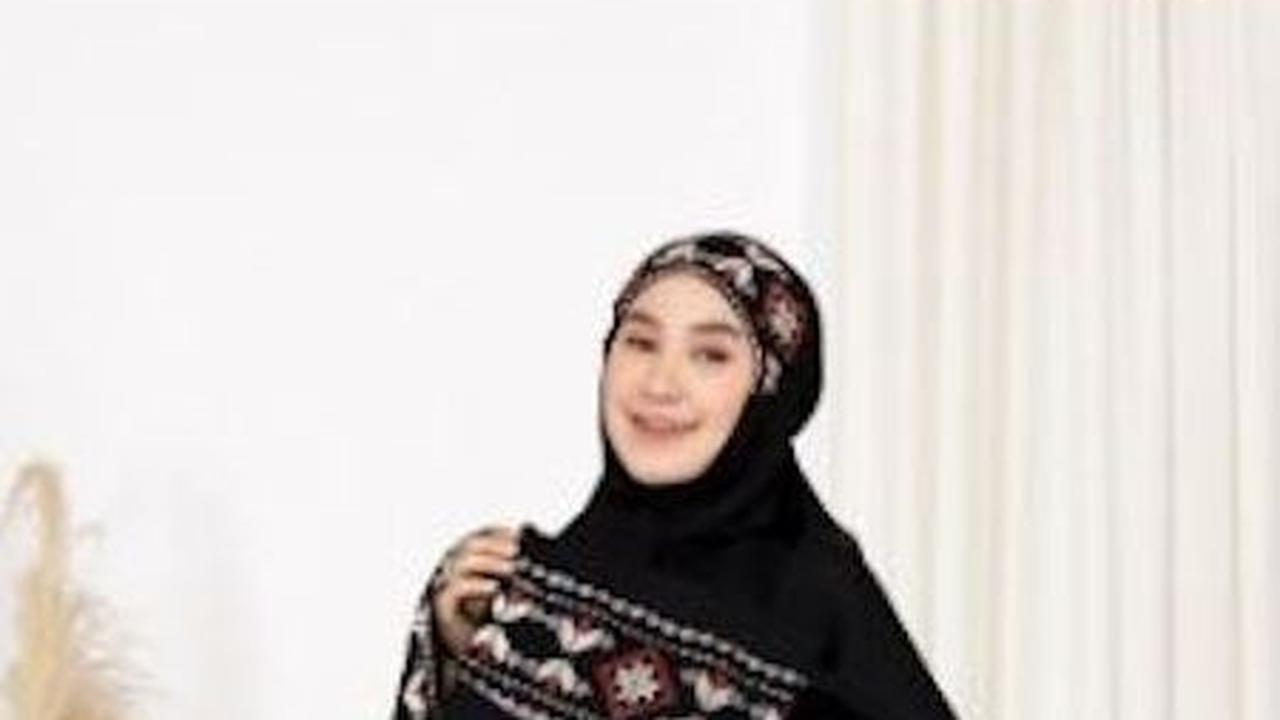<b>Mukena Songket Nuri Collection</b>