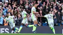 Baru babak kedua, Manchester City berhasil menang telak dengan skor 3-0. Gol dicetak oleh Nico O'Reilly (51'), Marc Guehi (57'), dan Jeremy Doku (68'). (AP Photo/Ian Walton)