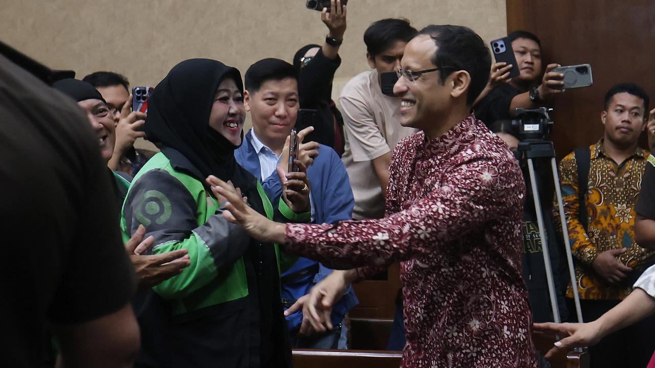 FOTO: Nadiem Makarim Mengaku Sakit Saat Jalani Sidang Korupsi Chromebook