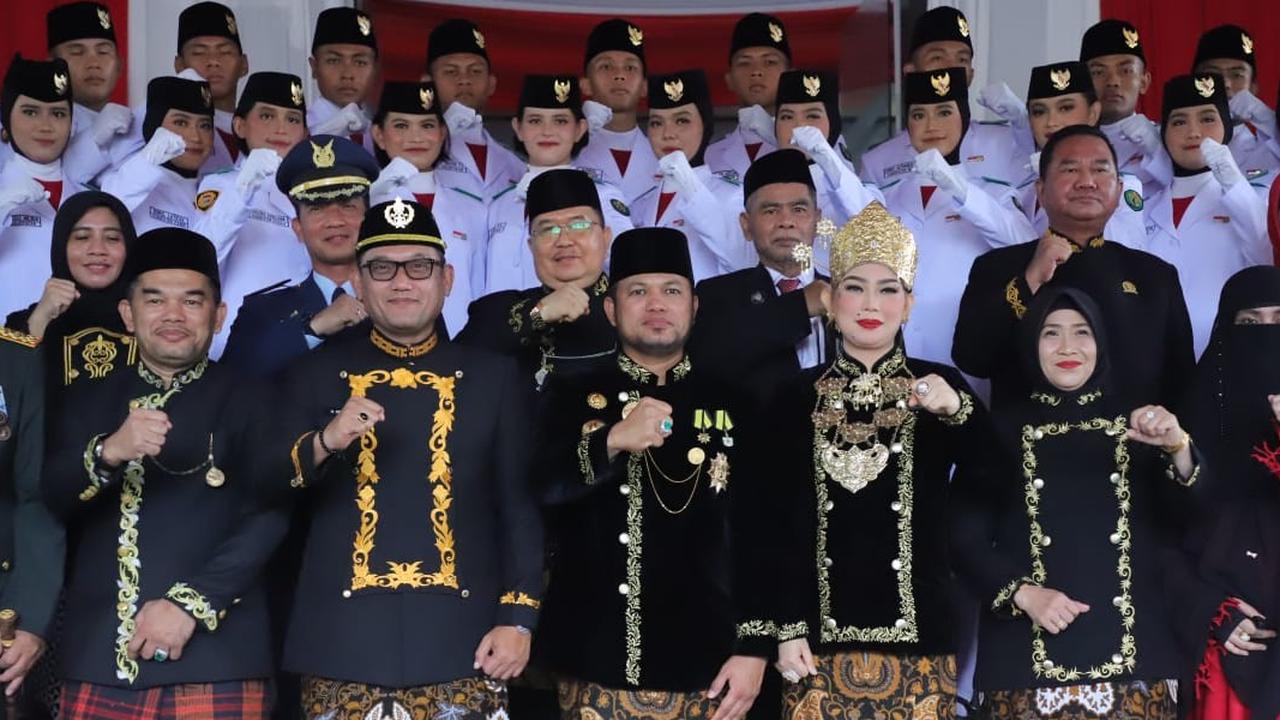 Pimpin Upacara HUT ke-80 RI di Benua Etam, Gubernur Rudy Mas'ud Targetkan Kaltim Jadi Etalase Indonesia