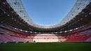 Pemandangan dalam stadion sepak bola Puskas Arena di Budapest, Hungaria, Senin (11/11/2019). Puskas Arena akan menggelar satu pertandingan di babak 16 besar Piala Eropa 2020. (ATTILA KISBENEDEK/AFP)