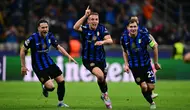 Di babak tambahan, Inter Milan kembali unggul usai pemain pengganti Davide Frattesi sukses memperdaya penjaga gawang Barcelona Davide Frattesi di menit ke-99. Inter unggul 4-3. (Marco BERTORELLO/AFP)