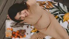 Meskipun sedang hamil tua, Acha lebih memilih untuk menghabiskan waktunya di luar ruangan dan menikmati bekal piknik yang ia bawa. Artis kelahiran 30 Juni 1989 ini tinggal di Sidney, Australia. (liputan6.com/IG/@achasinaga)