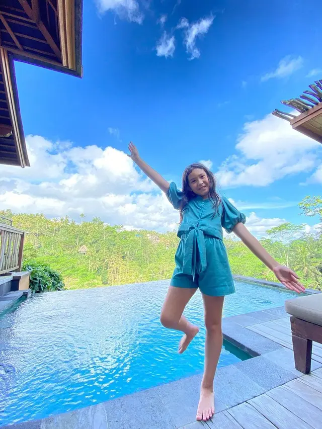 [Fimela] Potret Anak Nafa Urbach dan Zack Lee