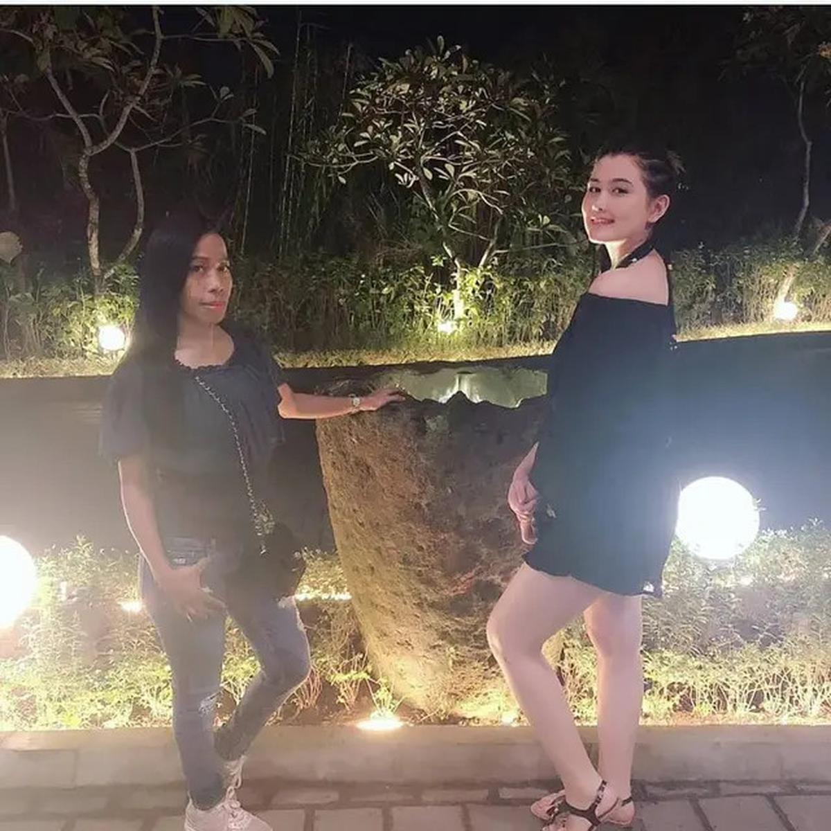 7 Potret Jadul Kebersamaan Talitha Curtis dan Ibunda, Penampilannya Curi Perhatian