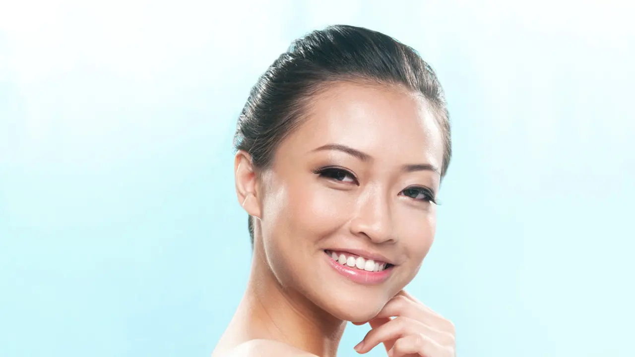 Kiat Mudah agar Kulit Berminyak Tidak Berjerawat (Merzzie/Shutterstock)