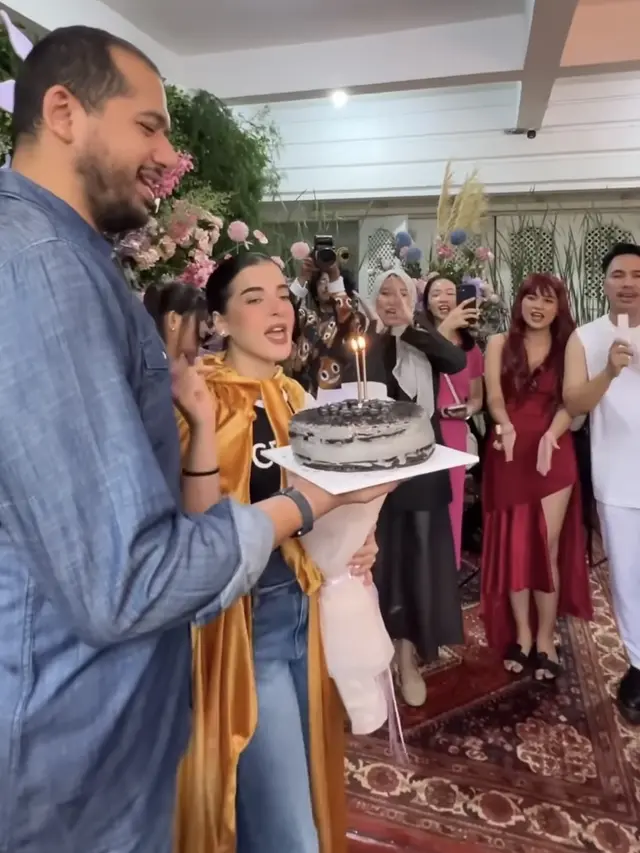 Tasya Farasya saat Rayakan Ulang Tahun ke-33.  [@tasyafarasya]