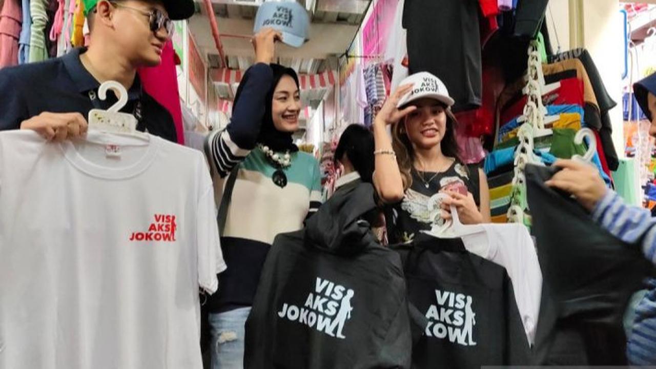 Cerita Pedagang Raup Cuan Berjualan Asesoris Jokowi