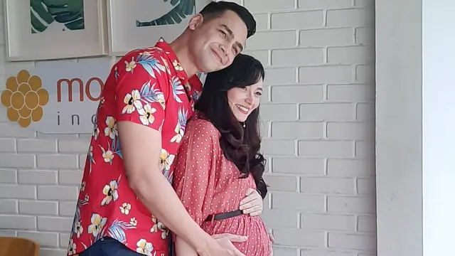 Asmirandah dan Jonas Rivanno. (Foto: Wayan Diananto)