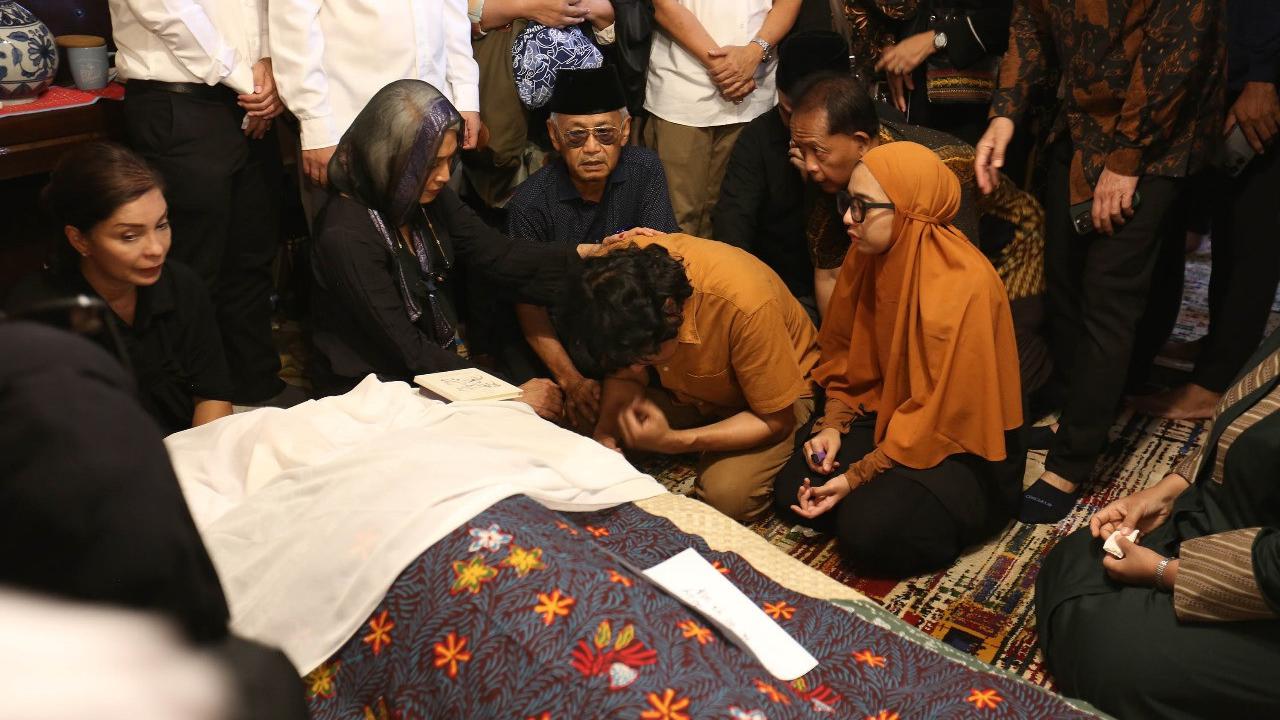 Marissa Haque Meninggal Mendadak, Ikang Fawzi Sangat Terpukul