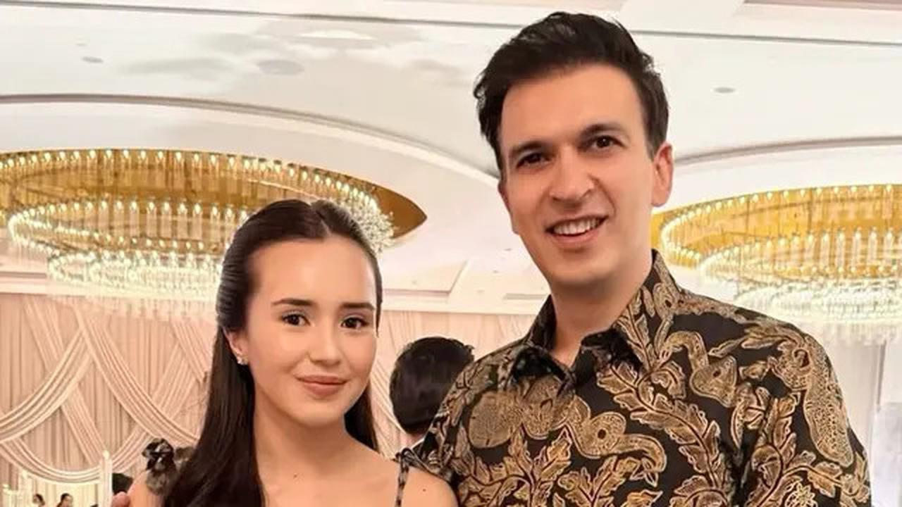 8 Adu Gaya OOTD Kondangan Para Artis saat Hadir di Resepsi Pernikahan Amanda Rawles di Jakarta, Eva Celia hingga Beby Tsabina