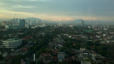 Hari Ini Jakarta Berawan Tebal, BMKG Ungkap Suhu dan Kecepatan Angin