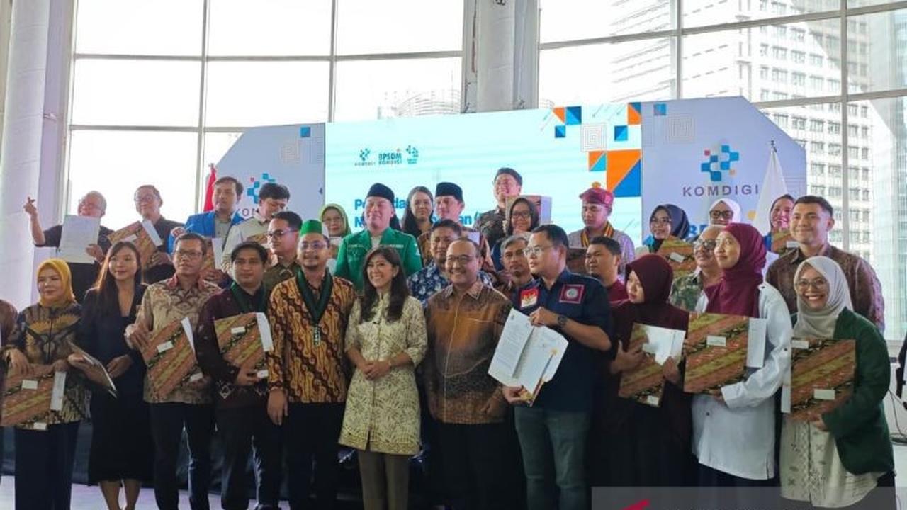 Komdigi Gandeng 35 Mitra Strategis Perkuat Literasi Digital Nasional