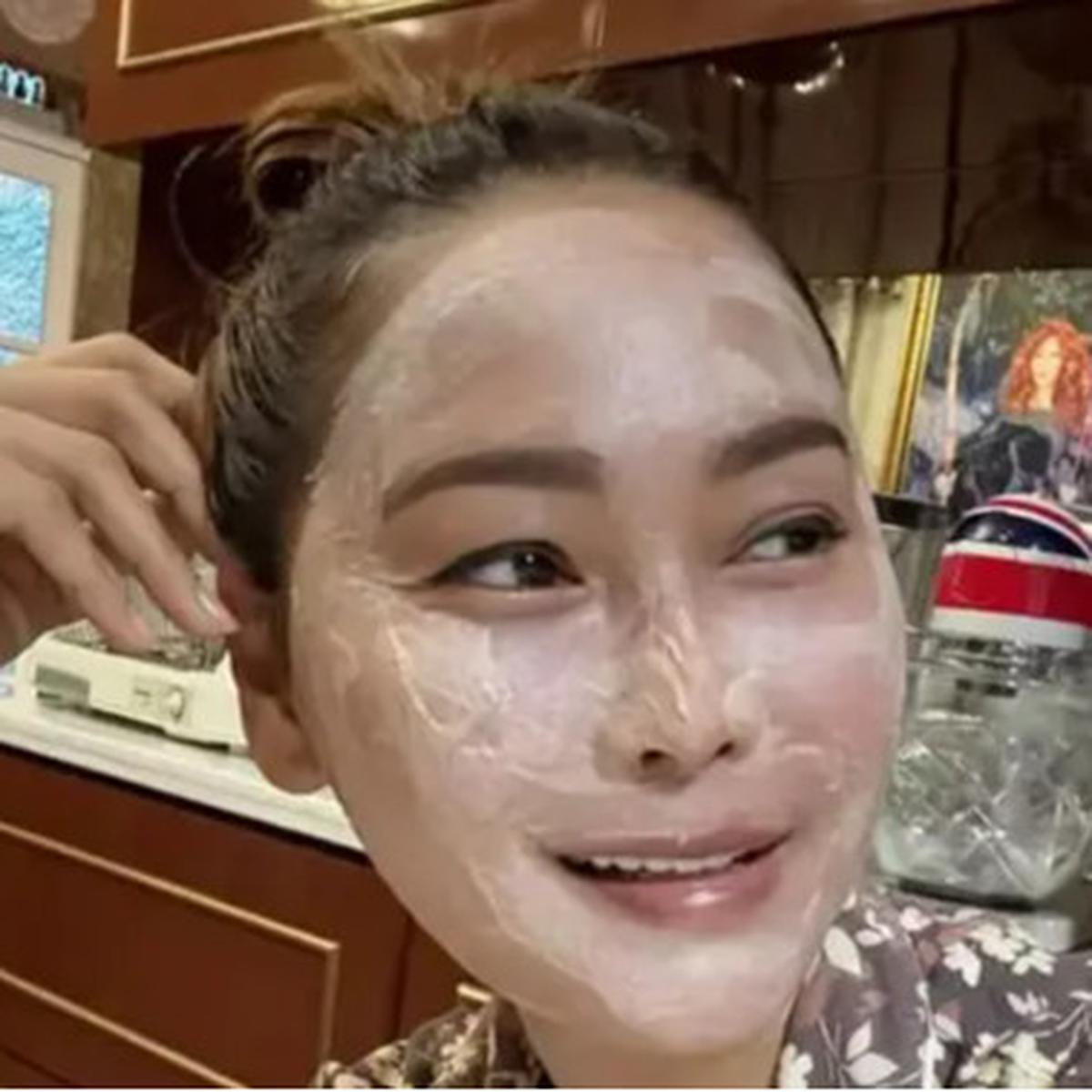 Wajah Tirus dan Awet Muda Ala Inul Daratista