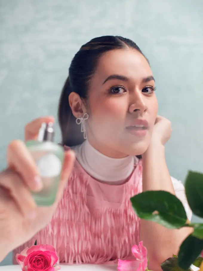 3 Parfum Terbaru Raine Beauty Milik Raisa Andriana dengan Keharuman Bunga Lembut hingga Vanila yang Elegan