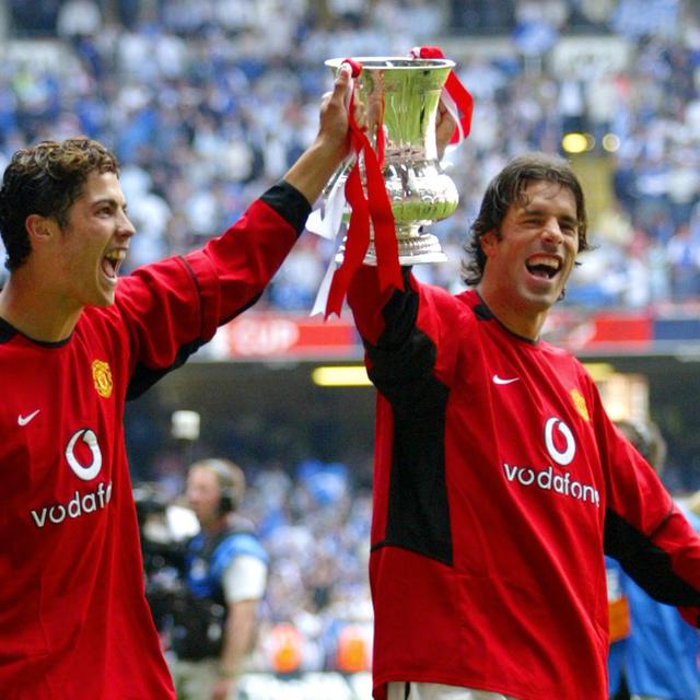 Van Nistelrooy Tinggalkan Mu Gara Gara Komentar Ronaldo Bola