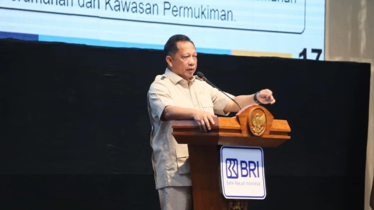 Mendagri Tito Karnavian pada acara Sosialisasi KPP, FLPP, dan PNM Wilayah Papua