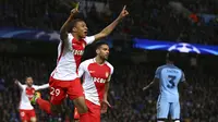 Striker Monaco, Kylian Mbappe, merayakan gol yang dicetaknya ke gawang Manchester City. Sementara ketiga gol dari Monaco dibukukan oleh Kylian Mbappe dan juga dua gol dari Radamel Falcao. (AP/Dave Thompson)