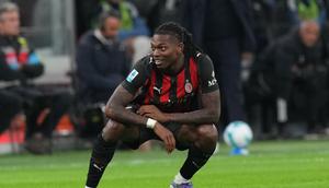 Selebrasi Rafael Leao&nbsp;di laga AC Milan vs Pisa di giornata 8 Serie A 2025/2026 di San Siro, Sabtu (25/10/2025). (AP Photo/Antonio Calanni)