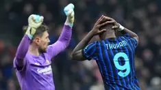 Reaksi pemain Inter Milan, Marcus Thuram (kanan) selama pertandingan babak playoff Liga Champions 2025-2026 melawan Bodo/Glimt di stadion San Siro, Italia, Selasa 24 Februari 2026 waktu setempat atau Rabu (25/2/2026) dini hari WIB. Inter Milan gagal melangkah lebih jauh di Liga Champions 2025-2026. (Spada/LaPresse via AP)